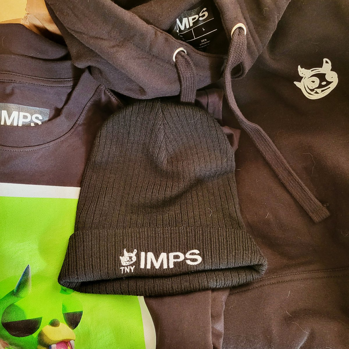 👀😈 A peek at a few samples from our first drop, coming in May. More previews coming this week. 🔭

---

#3dart #abstractart #abstract #streetwear #jewelry #3dcharacter #3dmodeling #digitalcollectibles #art #artist #smallartist #creaturedesign #creatureart #3d #illustration