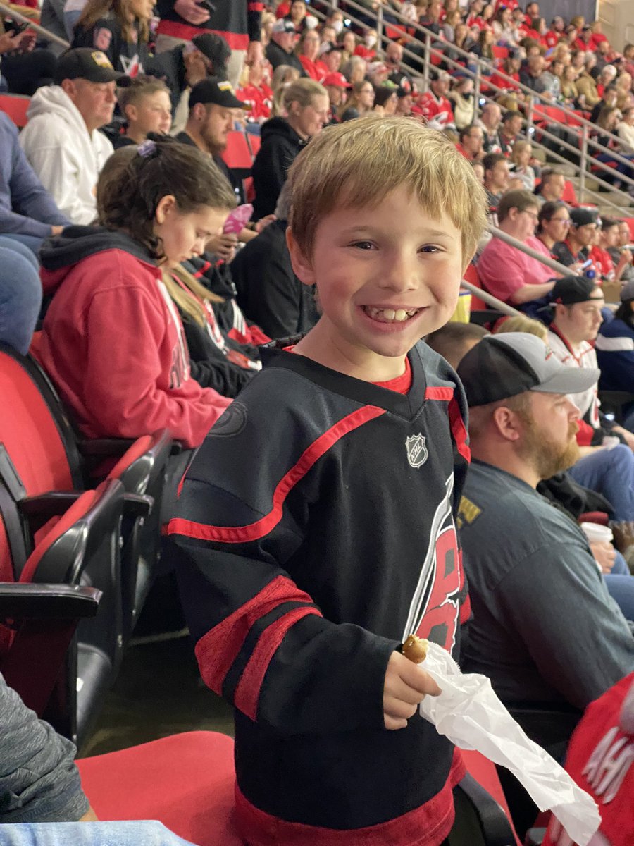 _MrsMiller's tweet photo. #caniacsmiles Let’s Go Canes! https://t.co/NZIwTHUBgf