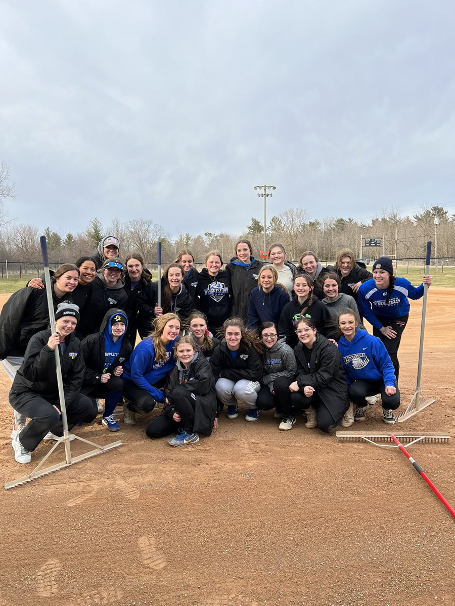 WrightstownS's tweet photo. Happy to be outside for the first time! Prepping for GAMEDAY tomorrow!💙 https://t.co/64h9JfHVYT