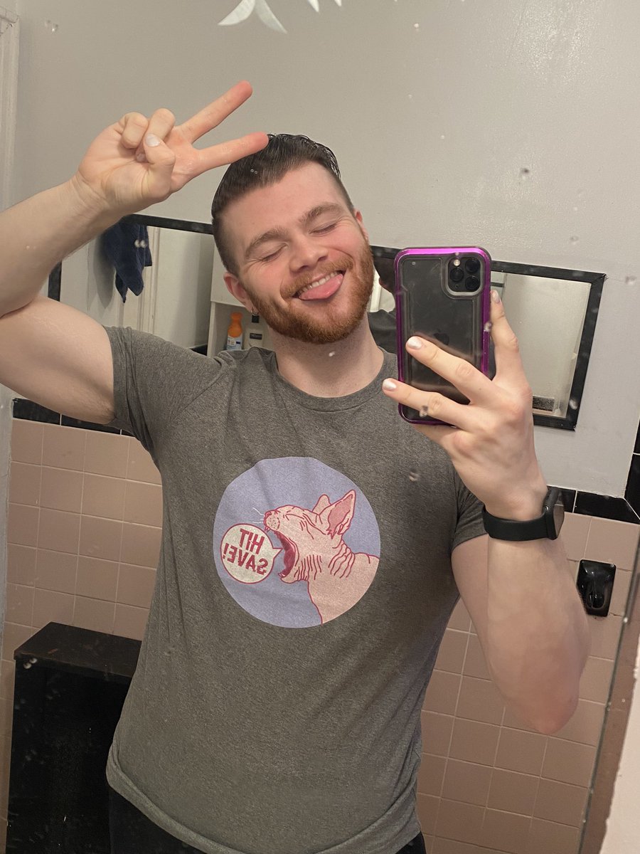 PlayMeOutTwitch's tweet photo. Living for my stream outfit tonight!!@HitSaveCyril #streamer #twitch #queer #lgbtqstreamer https://t.co/8kDBNp4g19