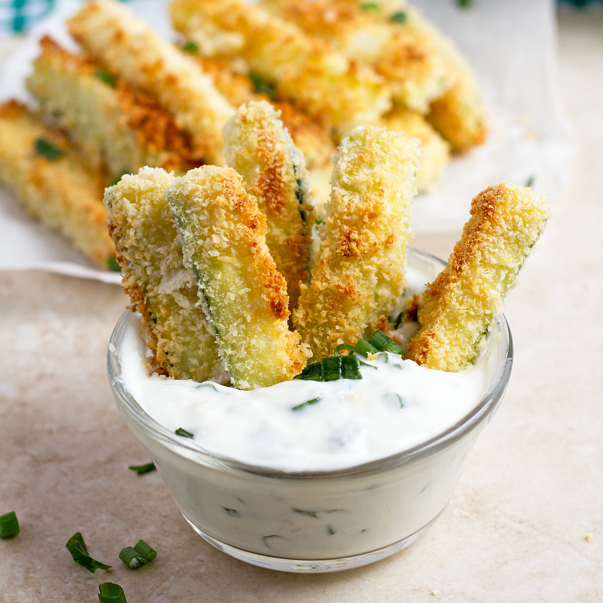 ilonaspassion's tweet photo. ZUCCHINI FRIES WITH GARLIC DIP with greek yogurt garlic dip.
RECIPE HERE--> https://t.co/sHPjey4UWI https://t.co/6sMVPctqGu