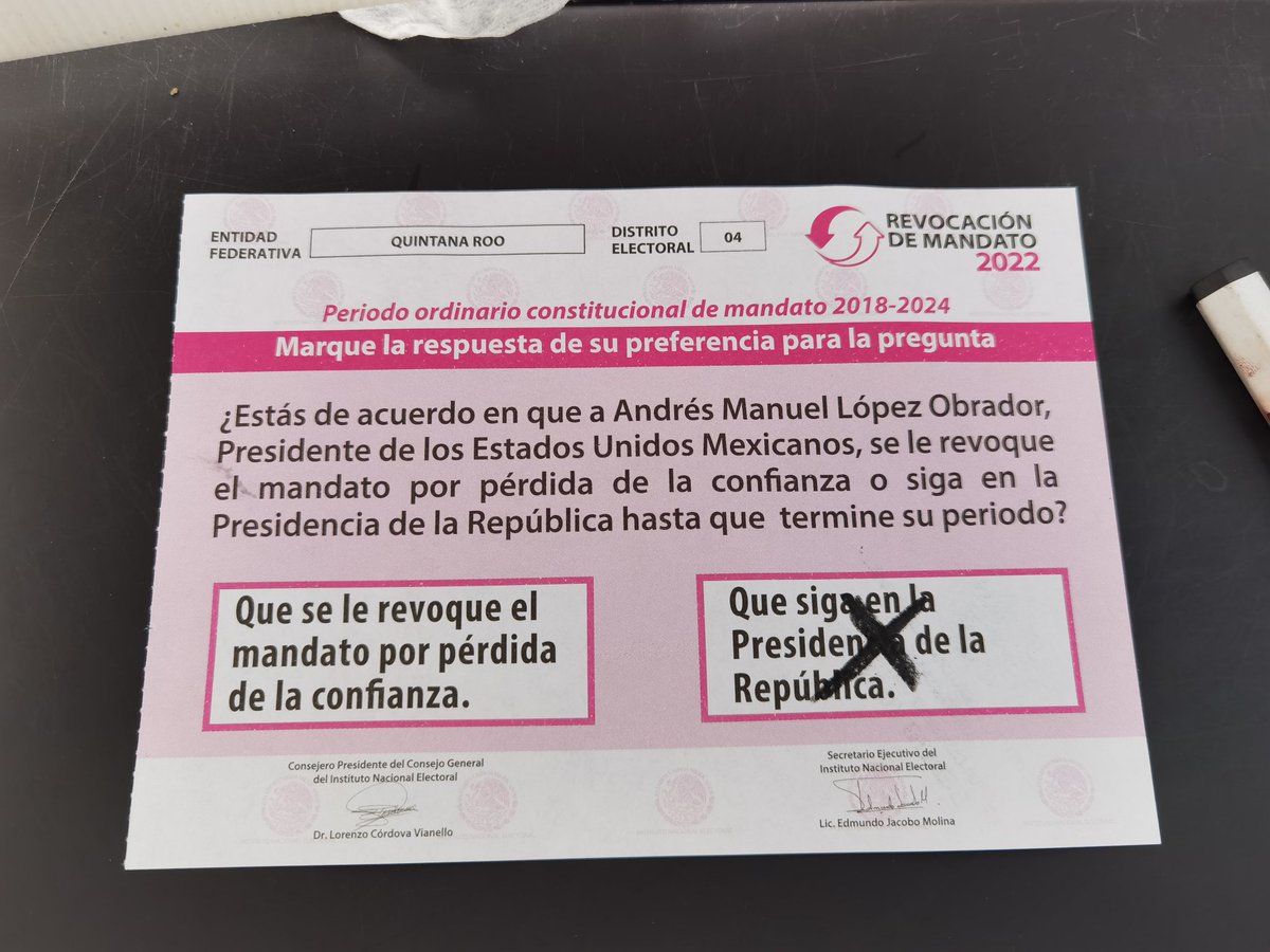 neburc27's tweet photo. #SomosMillonesConAMLO #YoYaVote since:2022-04-09_14:02:34_UTC https://t.co/6MEuRjdQXr