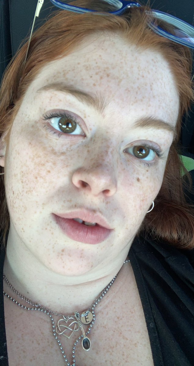 BelthaneB's tweet photo. Feeling #frecklesarehot #redheadsdoitbetter #bbwginger #42J https://t.co/s4uDwke9NU