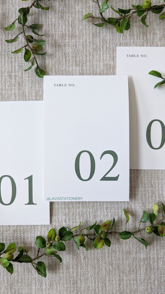 ✌🏽These table numbers and menus were displayed at the Crown Plaza Hawkesbury Valley, beautifully captured by 📷 a_simple_light 

•••

#tablenumbers #greenwedding #rusticwedding #receptionstationery #weddingtablenumbers #classictablenumbers #weddingreceptionideas