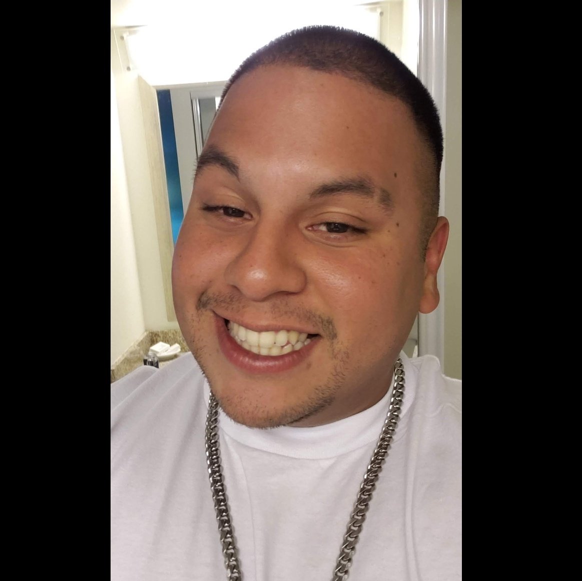 TheJaeAreaShow's tweet photo. #NewProfilePic cheesing https://t.co/nEIWQzYif2