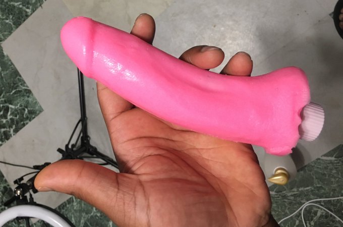 Cloned my Willy and debating if I should take the phrase “go fuck yourself” literally. Also pink was