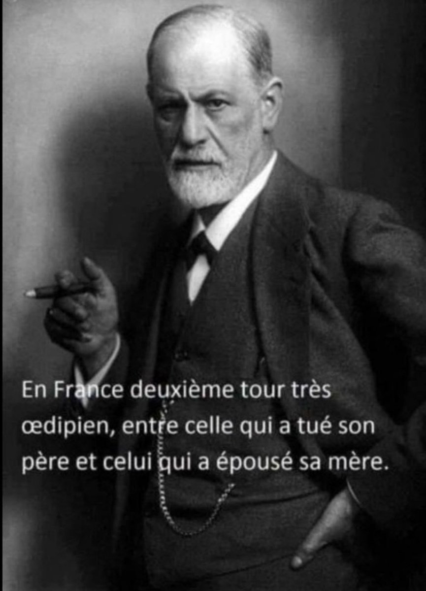 rbToulousain's tweet photo. Le français est tellement maso au point de réélire qq pour qui il a manifesté pendant 5 ans.
Je ne veux plus entendre que la France est un pays démocratique après toute cette manipulation #presidentielles2022 #MacronDegage2022 #BFMTV #electionpresidentielle https://t.co/f767phozos