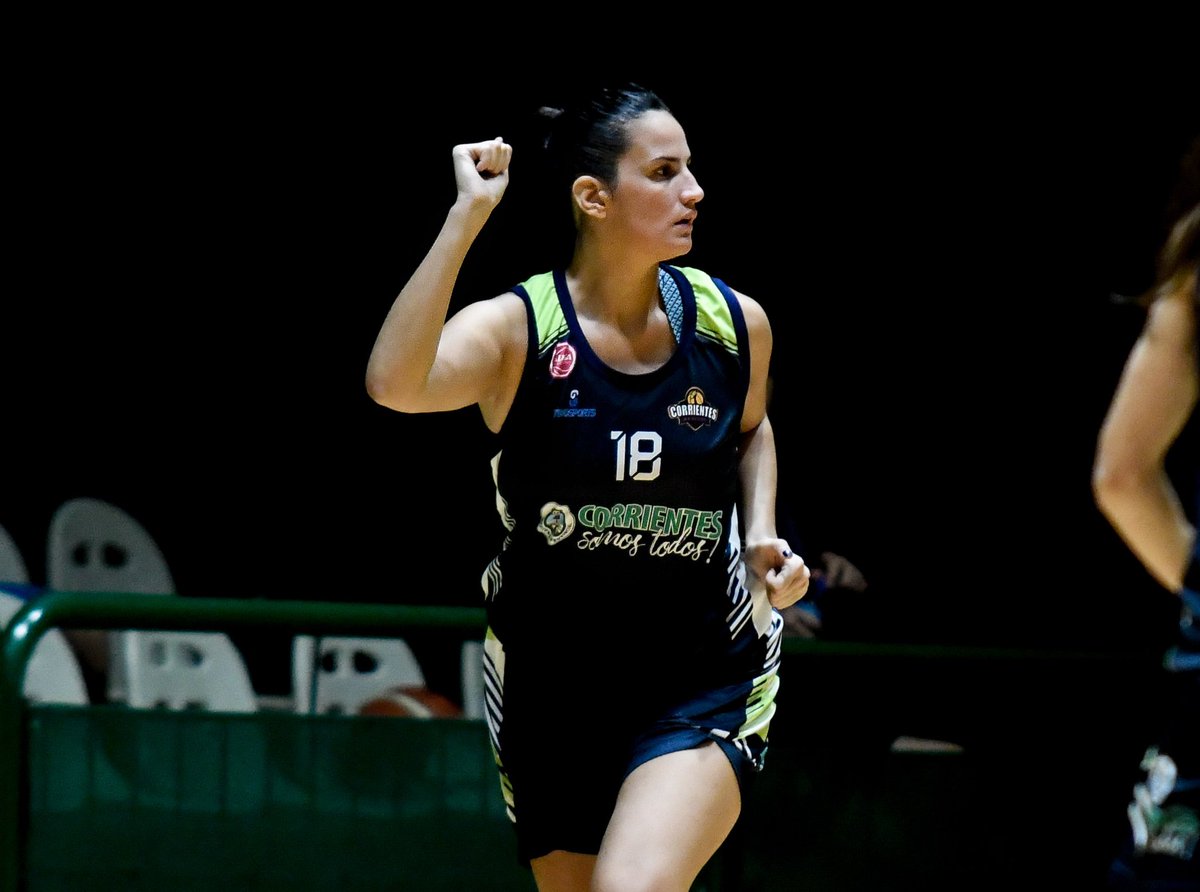 🏀Final segundo cuarto
💜Corrientes Básquet 26
🔵Unión Florida 24

(Armesto 10, Murphy 6)
📱basquetpass.tv/view/4242
#NosotrasJugamos 🏀