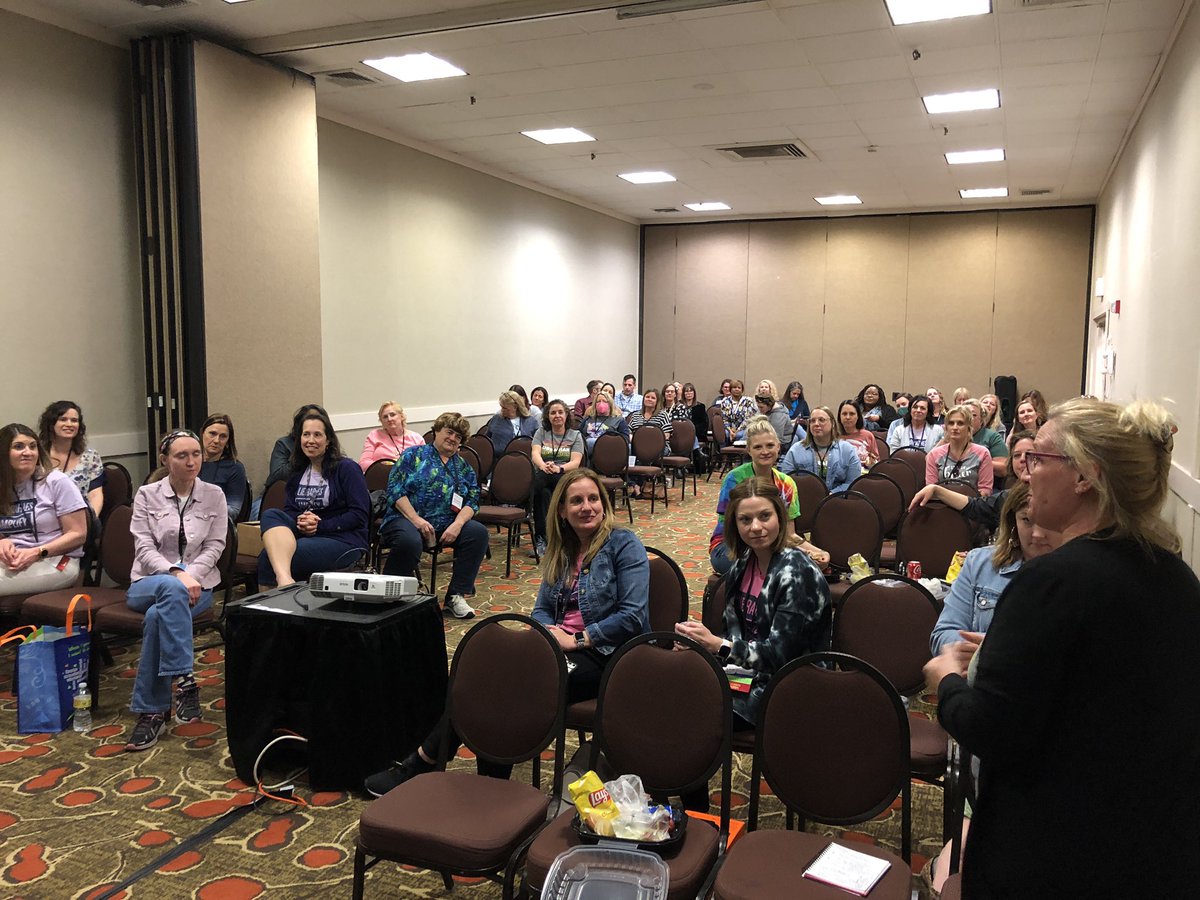 So great to see all the <a href="/GreaterSTLLibs/">Greater STL School Librarians</a> at our regional meeting tonight at #maslsc !  <a href="/MASLOnline/">MO School Librarians</a>