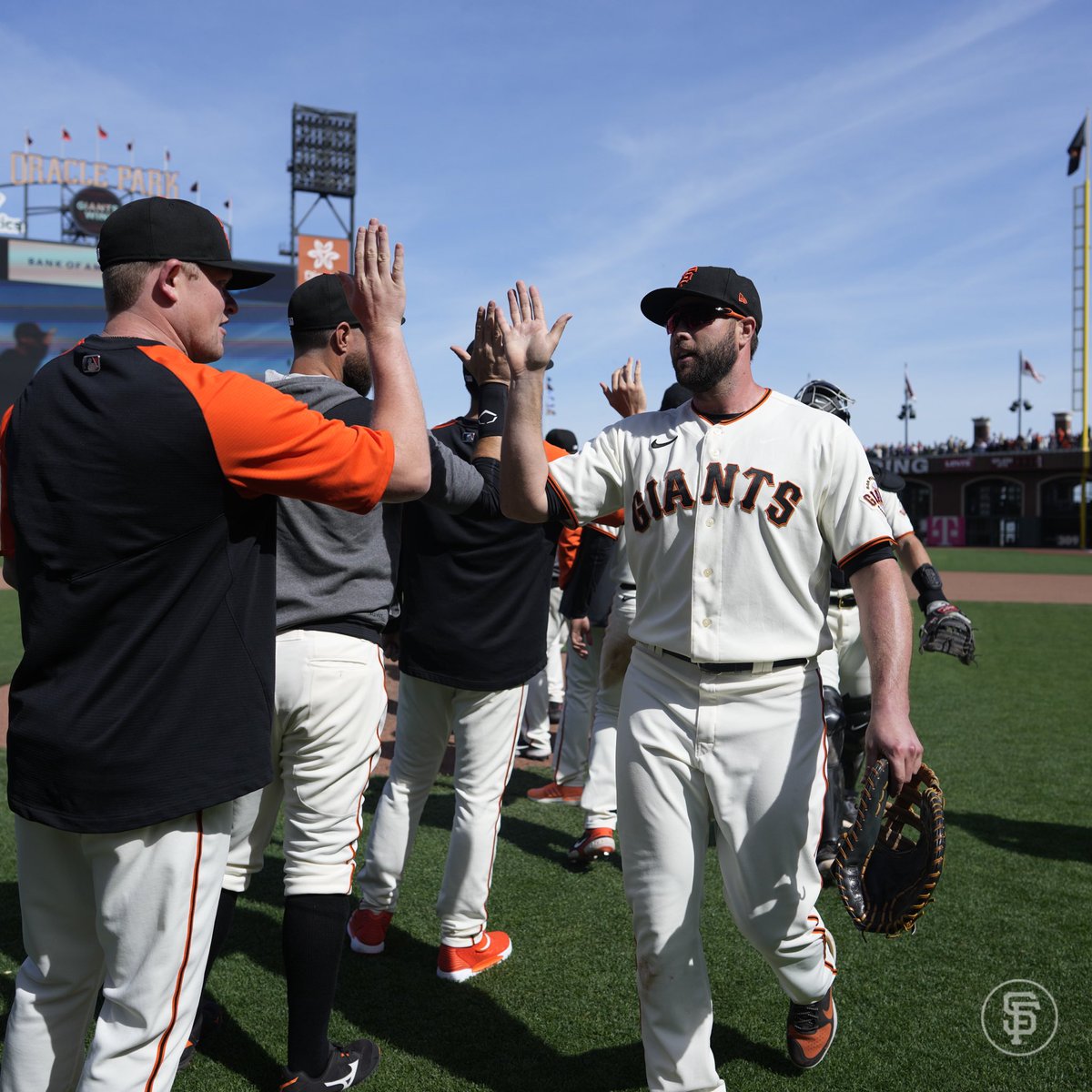 SFGiants's tweet photo. Sunday funday 🙏 https://t.co/wDHtvb1sIb
