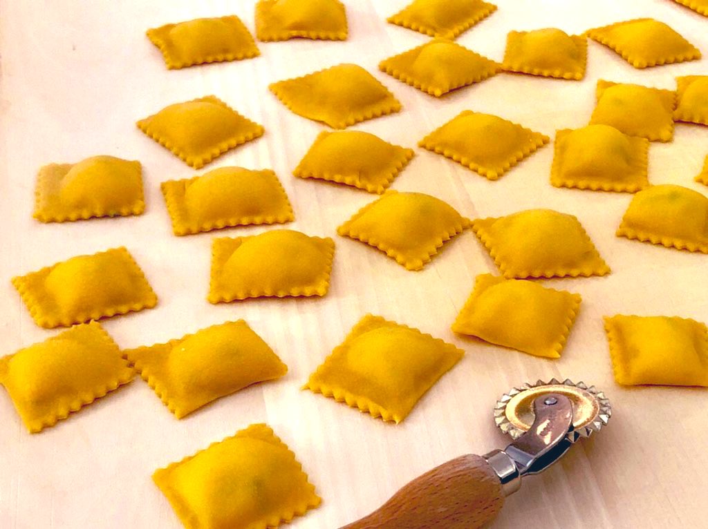 🌞homemade ravioli🌞 from past. 

Since I was talking about ravioli with friend😌😋Do you like fresh pasta? 

#pasta #homemadepasta #RAVIOLI #homemade