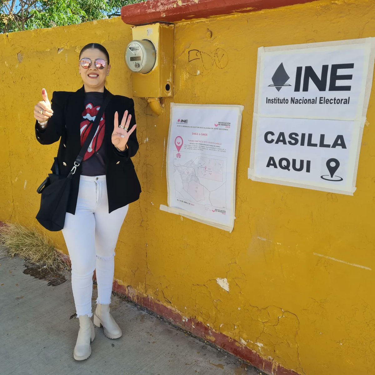 _aNaLi__'s tweet photo. Es un honor y un orgullo formar parte de éste momento histórico en la vida de política y social de nuestro país qué consolida aún más la 4ta transformación!
Hoy triunfa la democracia y la participación ciudadana!
¡EL PUEBLO PONE Y EL PUEBLO QUITA !
¡Viva México! 🇲🇽 https://t.co/OXqLAJktRk