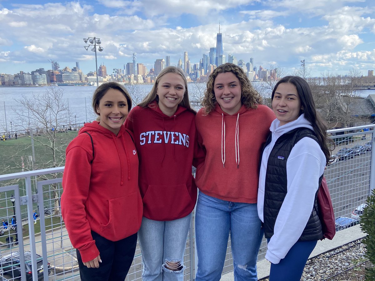 matinaloffredo's tweet photo. Great week closing out an amazing high school basketball career! Banquet, Shore All-Stars with old teammates and accepted students day with new ones! Congrats @dorothyloffredo Once a warrior always a warrior! https://t.co/40BgrkXihV