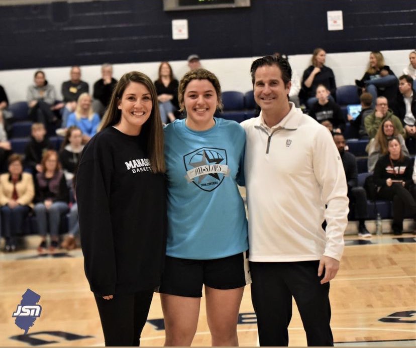 matinaloffredo's tweet photo. Great week closing out an amazing high school basketball career! Banquet, Shore All-Stars with old teammates and accepted students day with new ones! Congrats @dorothyloffredo Once a warrior always a warrior! https://t.co/40BgrkXihV