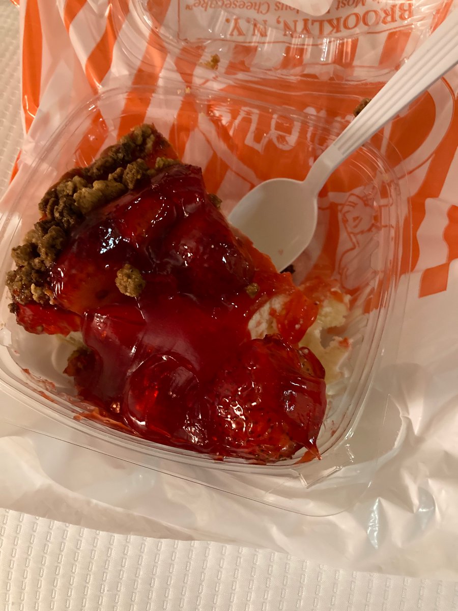 AWimbiscusBlack's tweet photo. Ms. L to a student not in the cheesecake line: “do you want cheesecake?”
Kid: “no, I’m good”
Ms. L: “but did you have it today?”
Kid: “no, but I had it yesterday”
Ms. L: “but that wasn’t the question!”
#therearenocaloriesincheesecake #onlyproofthereisagod https://t.co/My4GQGS6ly