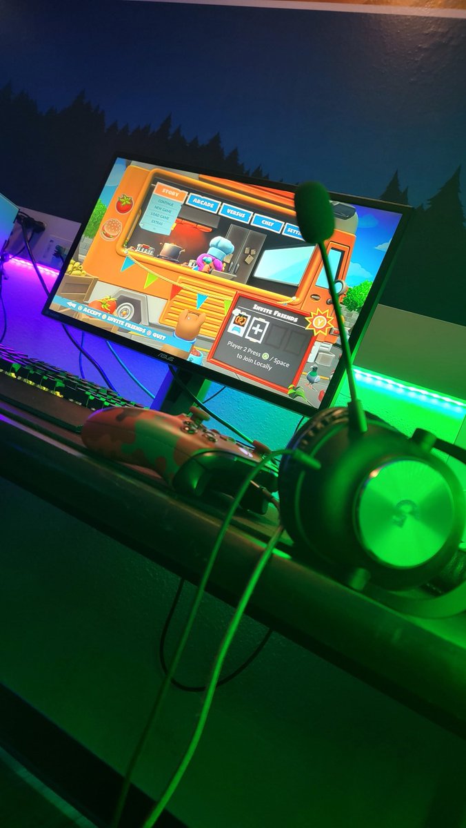 SDMines_Esports's tweet photo. With all this downtime between games in #LevelNextRLTakis our RL squad is getting reps in to be the first college Overcooked 2 esports team.
#gaming #LevelNext #SoDak #LevelUp https://t.co/pNjhea2tqk