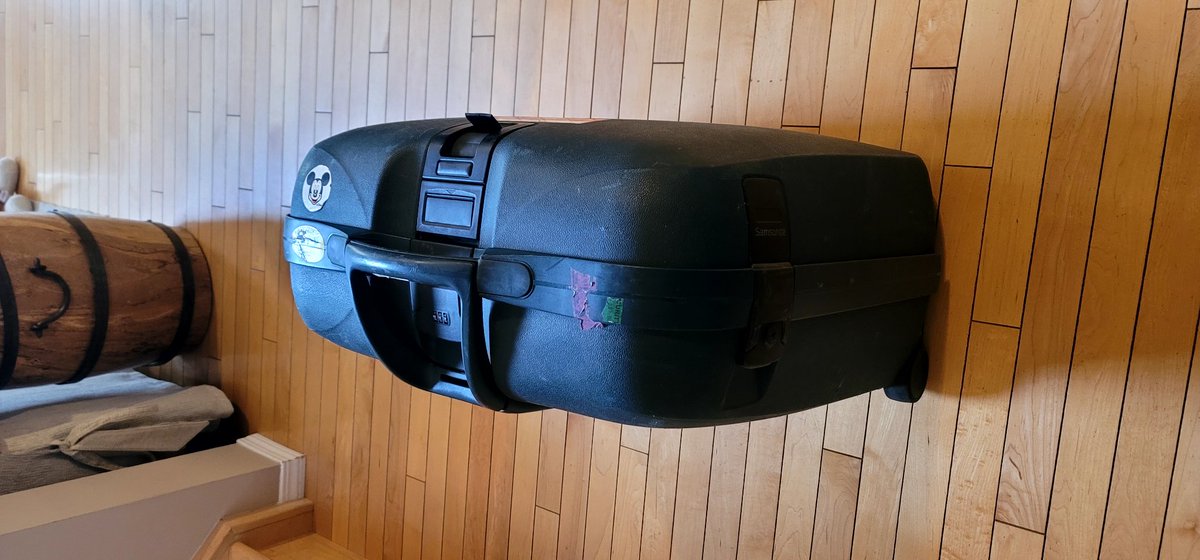 ftilos's tweet photo. @brettbergie Hi Brett, just wanted to check if you need a travel case for Brompton? It's a Samsonite hard case and will fit a regular Brompton. https://t.co/DuYgLWUxNr
