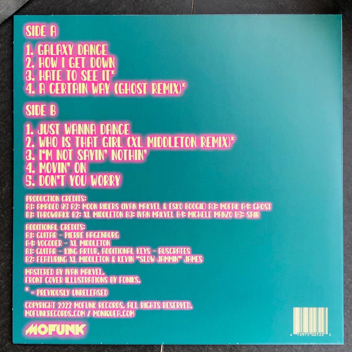 The On Repeat wax has arrived. I really love how beautiful &amp; delicious looking both the cover and records are. 🍭🍬🍡Stay locked in over here with me &amp; also over at <a href="/MoFunkRecs/">MoFunk Records</a> to know when the album will be dropped on the website, etc. for you. Just wanted share that it’s here!