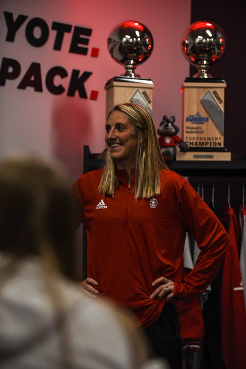 South Dakota Women’s Basketball tweet media