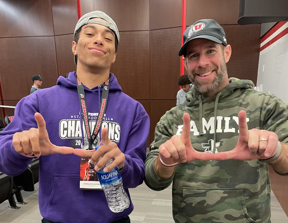 HemalotoK's tweet photo. @Utah_Football junior day was awesome! Great program, beautiful campus, elite facilities &amp; coaching! Repping Lehi with @jacksonb2023 &amp; @KadiyonS. Thank you for the invite @Colton_Swan @bigfam94 @SafetyPride @evanjohnsonUU https://t.co/VoCqb13fdO
