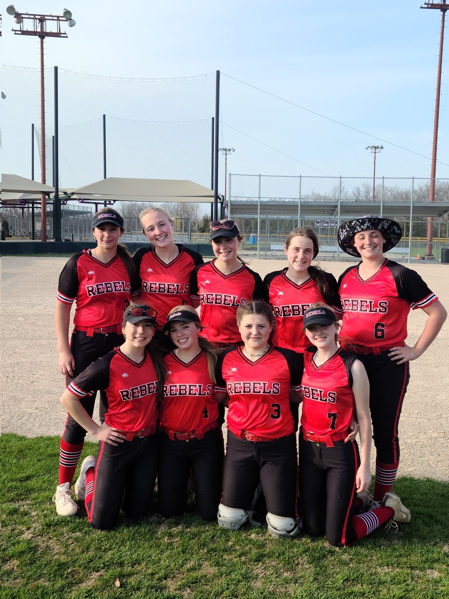 Rebels Softball 07-Dewert tweet media