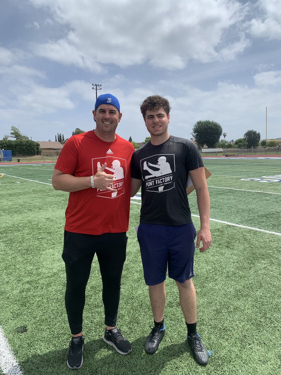 Had a great time at <a href="/ThePuntFactory/">Aaron Perez</a> camp.I Made the semifinals of the last man standing competition! @coachfarwellOL <a href="/GlendaleCollege/">Glendale Community College Football</a> <a href="/stefanflintoft/">Stefan Flintoft</a> <a href="/Chris_Sailer/">Chris Sailer Kicking</a>