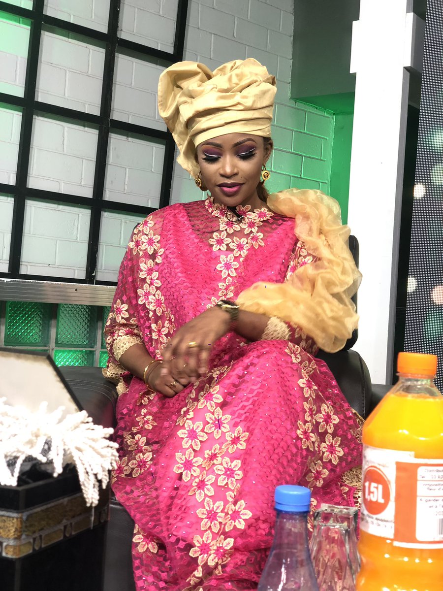 2stvsenegal's tweet image. ✨VOTRE ÉMISSION PRÉFÉRÉE #ENCOREPLUS EST EN DIRECT ET À L’INSTANT SUR TOUTES NOS PLATEFORMES‼️
📌VOUS POUVEZ INTERAGIR EN DIRECT ET À L’INSTANT ‼️