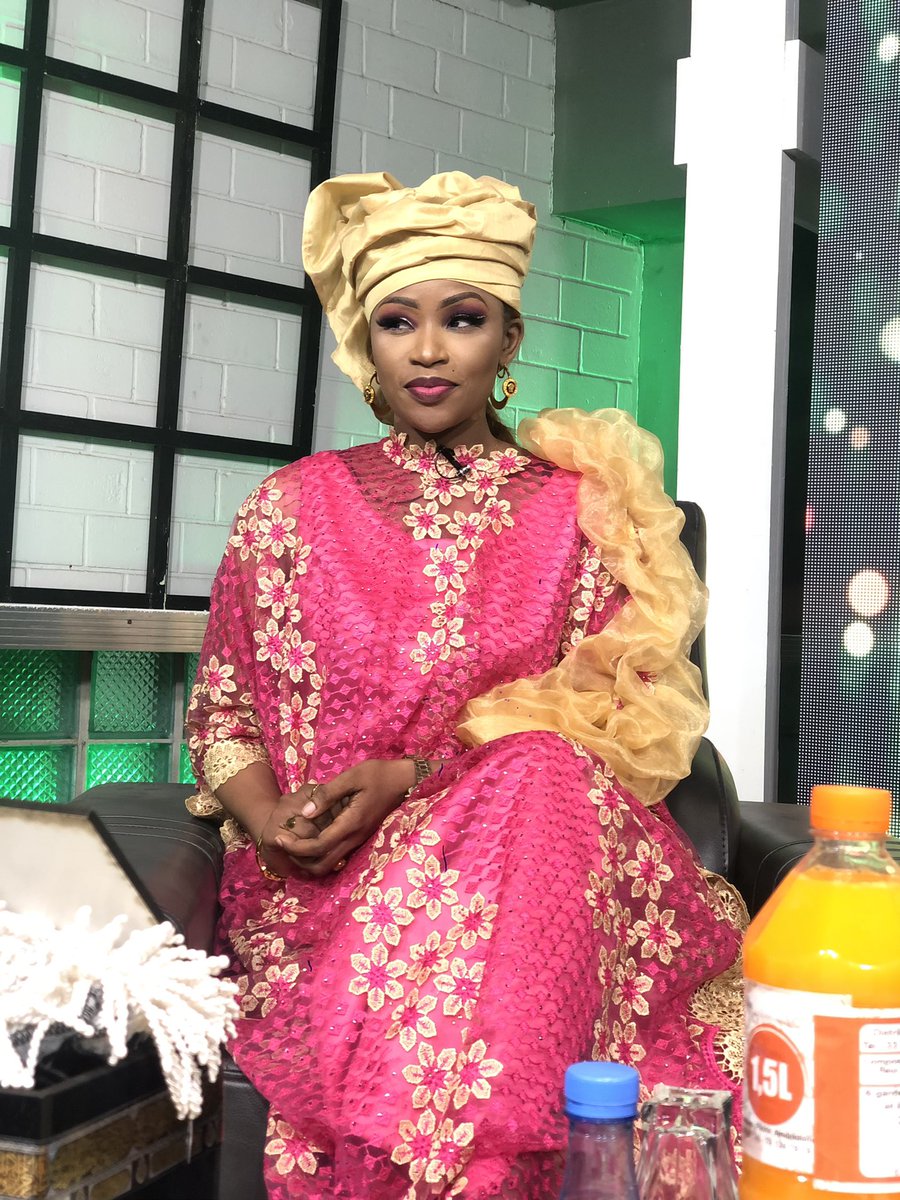 2stvsenegal's tweet image. ✨VOTRE ÉMISSION PRÉFÉRÉE #ENCOREPLUS EST EN DIRECT ET À L’INSTANT SUR TOUTES NOS PLATEFORMES‼️
📌VOUS POUVEZ INTERAGIR EN DIRECT ET À L’INSTANT ‼️