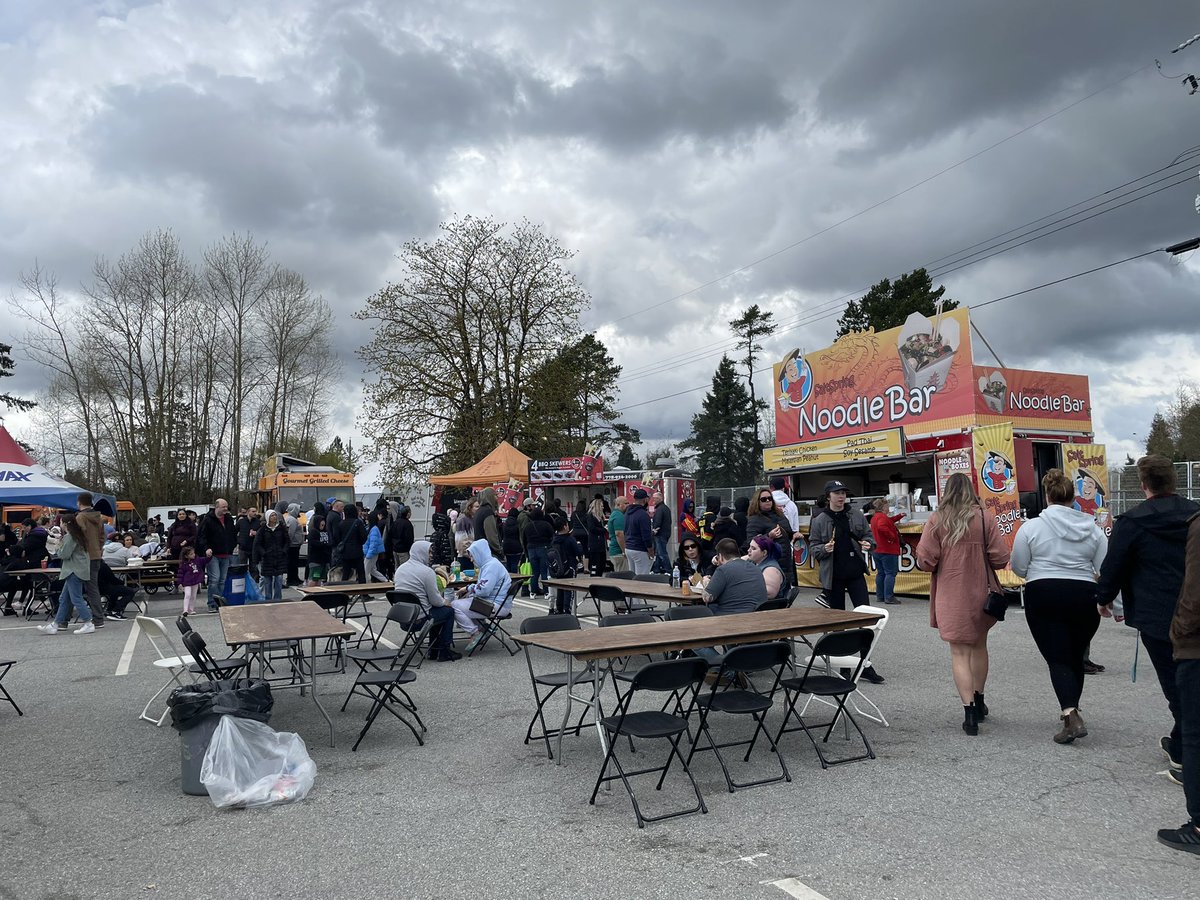 Today I visited the #FoodTruck Festival in Surrey! Over 40 food trucks attended the event throughout the weekend and brought some tasty treats with them! Catch my story later this week on #BCITMagazine <a href="/BCIT_Journalism/">BCIT Journalism</a>