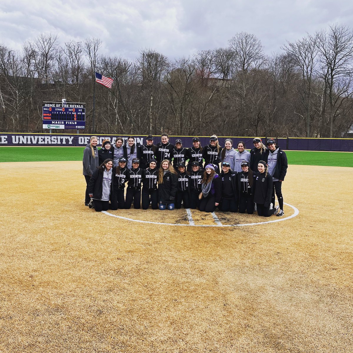 2 GOOD WINS WITH SOME AWESOME ALUMNI SUPPORT! GREAT DAY TO BE A ROYAL! 🤍💜🧹 #sundaysweep #alumnisupport #scrantonsoftball #royalstrong #letsgo #extrainnings