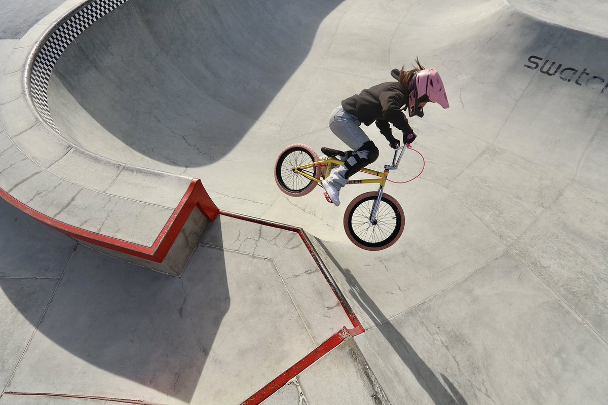 sodapopbmx's tweet photo. Today with @kiahswenson #vans https://t.co/k31Q7as40f