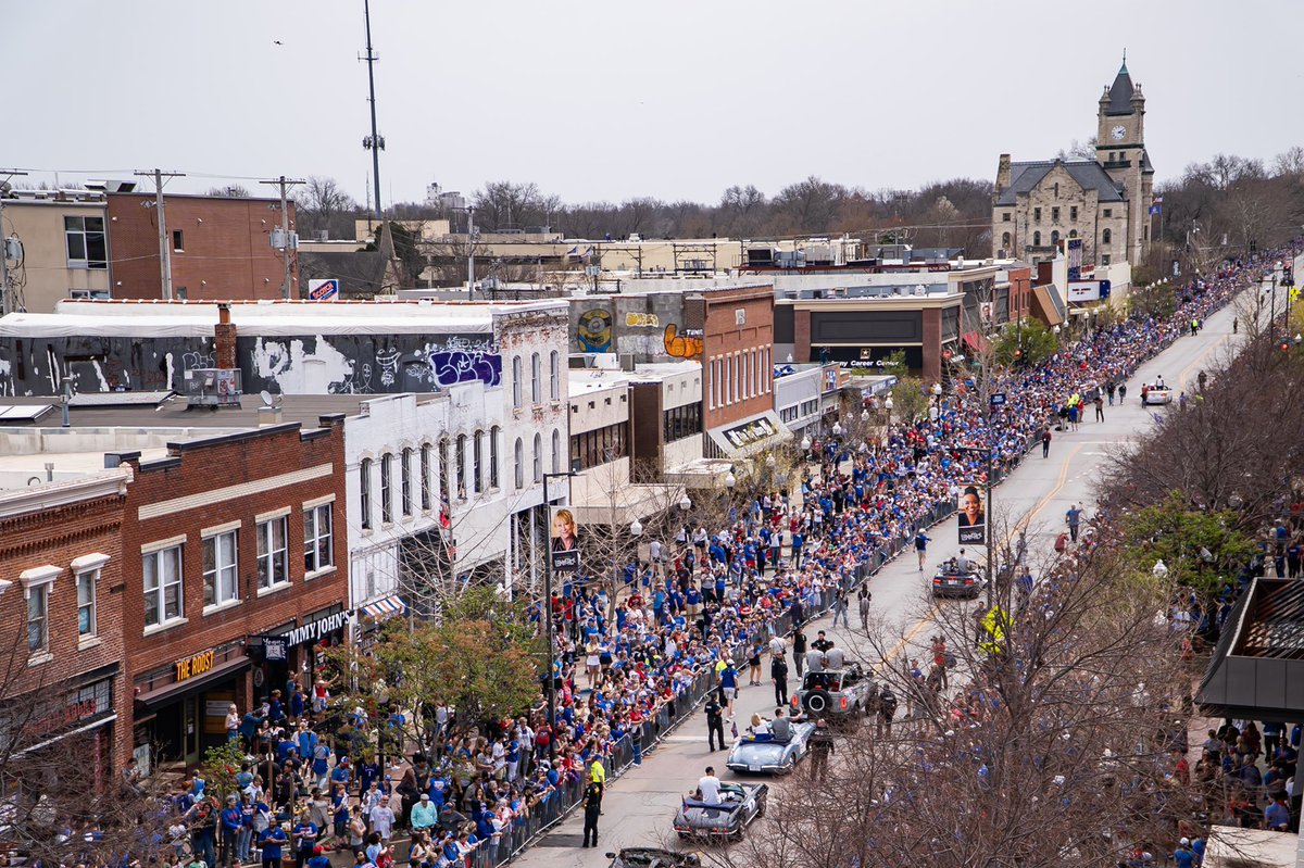 Kansas Jayhawks tweet media