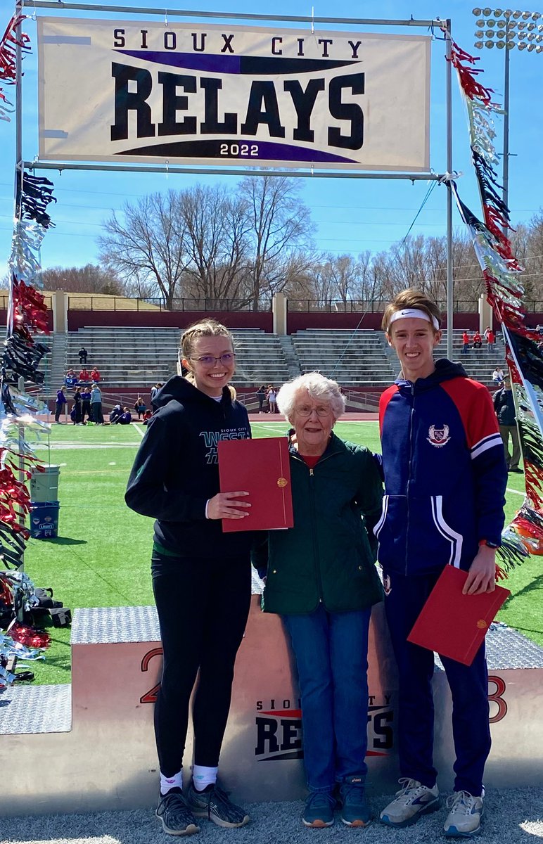 🏃🏾‍♂️🏃🏽‍♀️ Dwight Hauff Scholarship Recipients! Congratulations! 🏃🏾‍♂️🏃🏽‍♀️