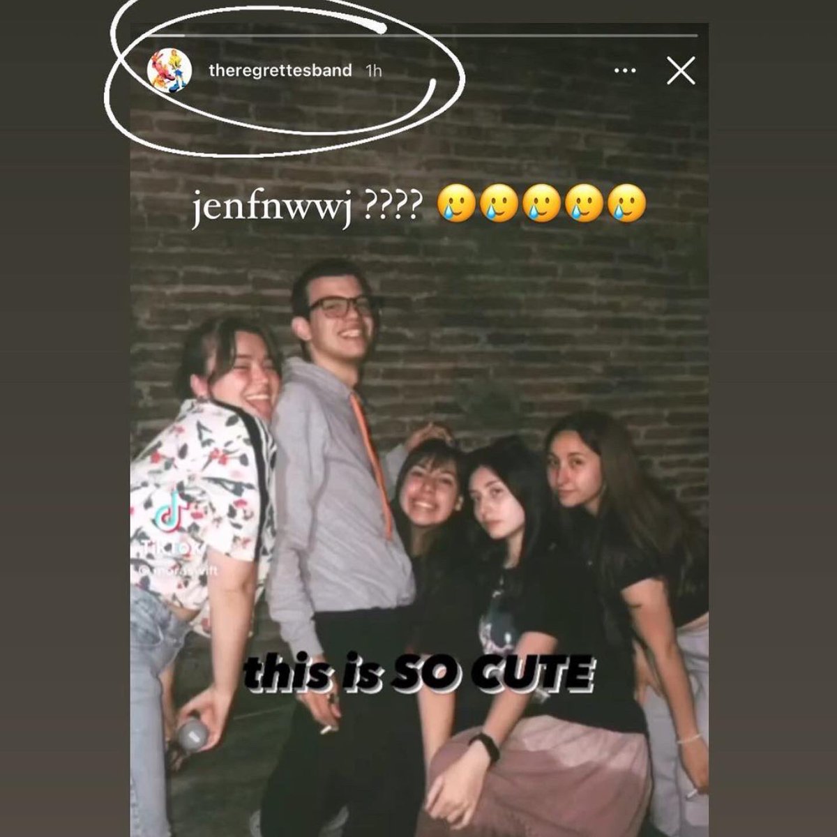 moraagt's tweet photo. @regrettesband :,) <3333 https://t.co/0S5j0JC7UV