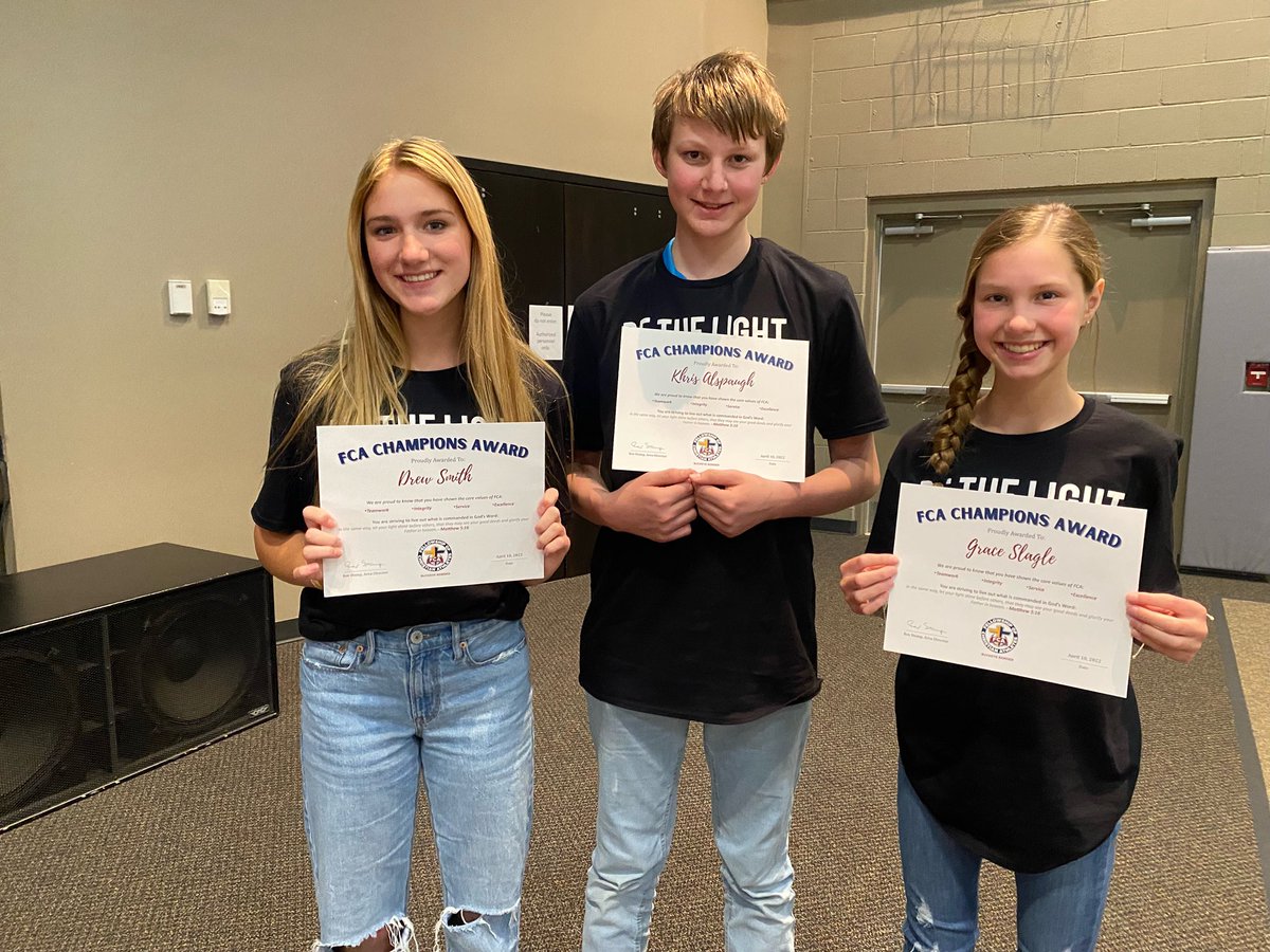 BryanFCA1's tweet photo. Congratulations to our leadership champions this year! These students have shown their love for Christ throughout this year. We are so proud of them!! https://t.co/bpoiei1zj0