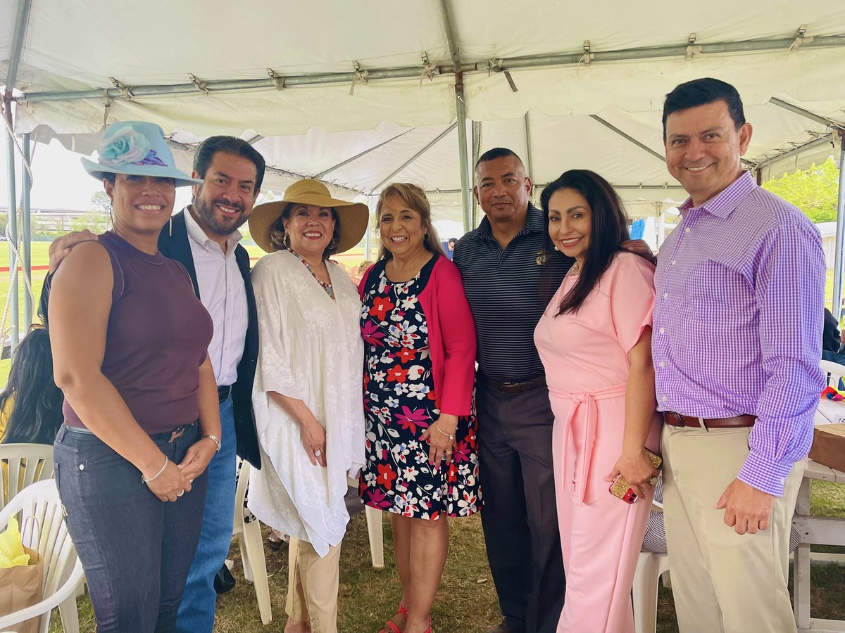 fvillagranglover tweet media