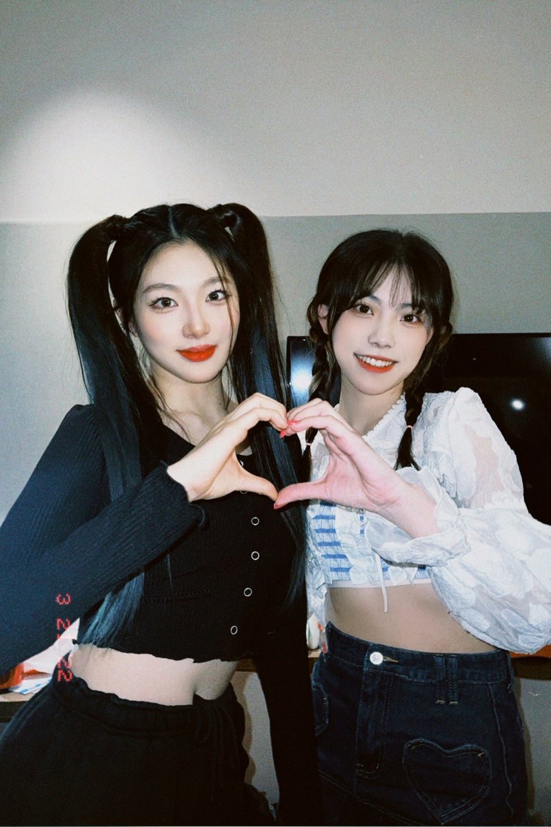 ☆ (@zxyrchives) / Posts / X