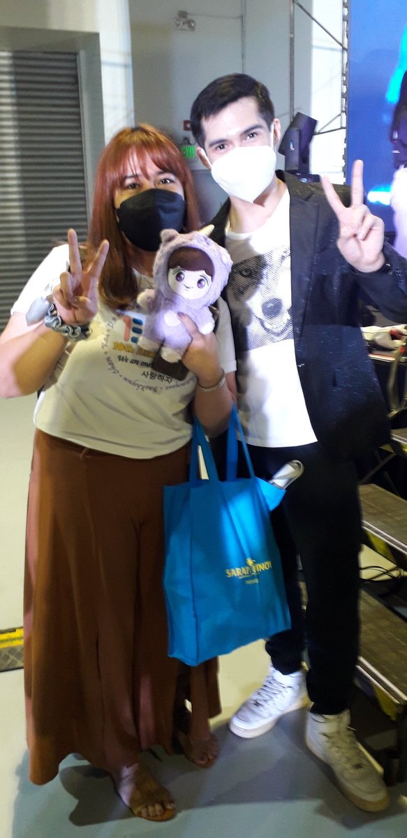ayikzhang's tweet photo. Comeback is real! After Along with the Gods blockscreening (yata) may selfie ulit with @officialpaocam! Congrats po! 🎉🎉
4.9.22
#EXOIkasampungAnibersaryo
#letsEXpOrethegame
#EXO #엑소
#1ΞX0 https://t.co/CUbDimWz7e