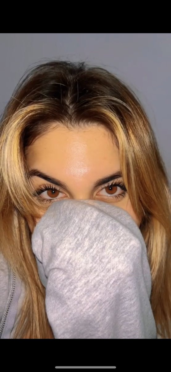 brown eyes are underrated af.