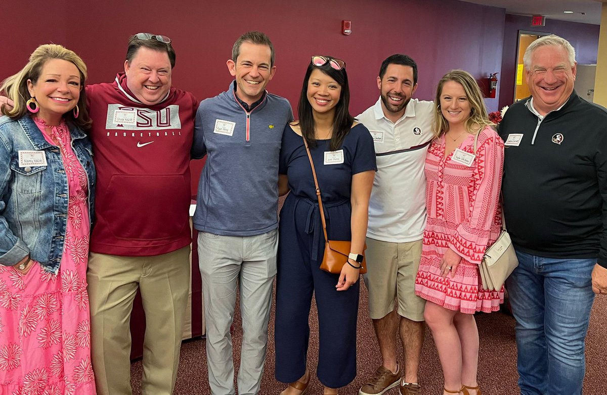 DeanB_FSULaw's tweet photo. Congratulations, Gene! Youโve had a brilliant career! Now itโs time for a fantastic retirement. Enjoy this new chapter of your life, and we hope it's filled with good health, relaxation, and fun! Go Noles! ๐ขโค๏ธ๐๐#GeneDeckerhoff #TheVoiceOfTheSeminoles #Legend @chuckwalshfsu https://t.co/WJqNoQGYHM