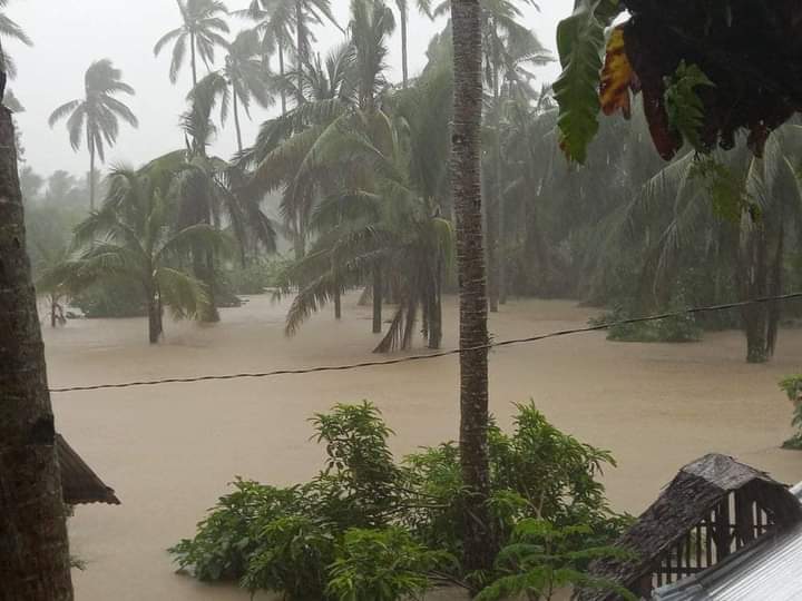 aeropressnitoni's tweet image. To those who have extra clothes na pwedeng madonate, that would be very much appreciated. Pati na po canned goods for the affected citizens. 

#EasternVisayasNeedsHelp
#LeyteNeedsHelp
#BaybayNeedsHelp 
#AgatonPH 

pics: Discover Baybay City FB page, &amp;amp; screenshots from my FB nf