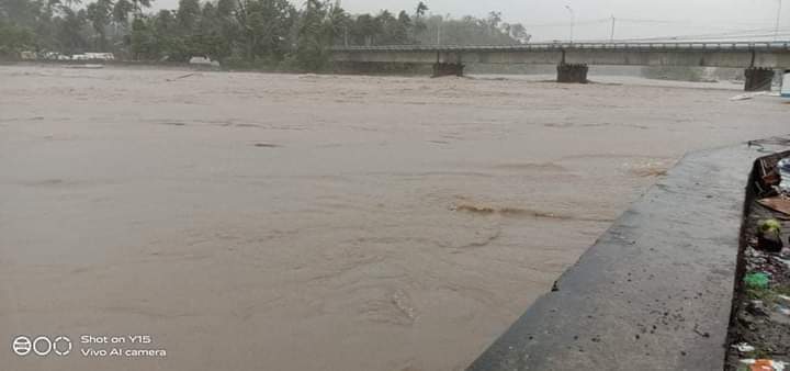 aeropressnitoni's tweet image. To those who have extra clothes na pwedeng madonate, that would be very much appreciated. Pati na po canned goods for the affected citizens. 

#EasternVisayasNeedsHelp
#LeyteNeedsHelp
#BaybayNeedsHelp 
#AgatonPH 

pics: Discover Baybay City FB page, &amp;amp; screenshots from my FB nf