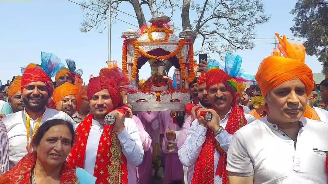 Suresh Sharma (@sureshs14085101) on Twitter photo 