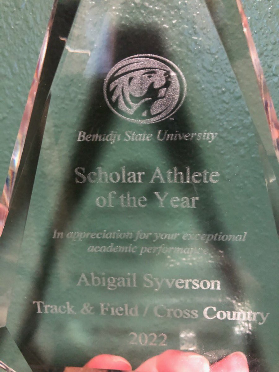 syversondana's tweet photo. Abby continues to make us so proud! With everything she has had to go through the last 2 yrs w/Ryan’s cancer,Covid taking so much normalcy from her plus a couple foot injuries,she continued to persevere in the classroom &amp; on the track &amp; earned a Scholar Athlete Award! #bsubeavers https://t.co/V7JelQdzJW