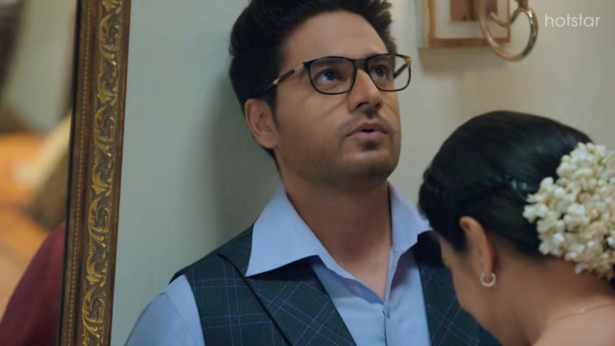 smallmethebest's tweet photo. Chokra Pagal Thai Gayo!!!

 #AnujKapadia #Anupamaa #Anupama #AnujkiAnupamaa #MaAn #chokrapagalthaigayo #MaAnKiShaadi https://t.co/Vwu0xxvduD