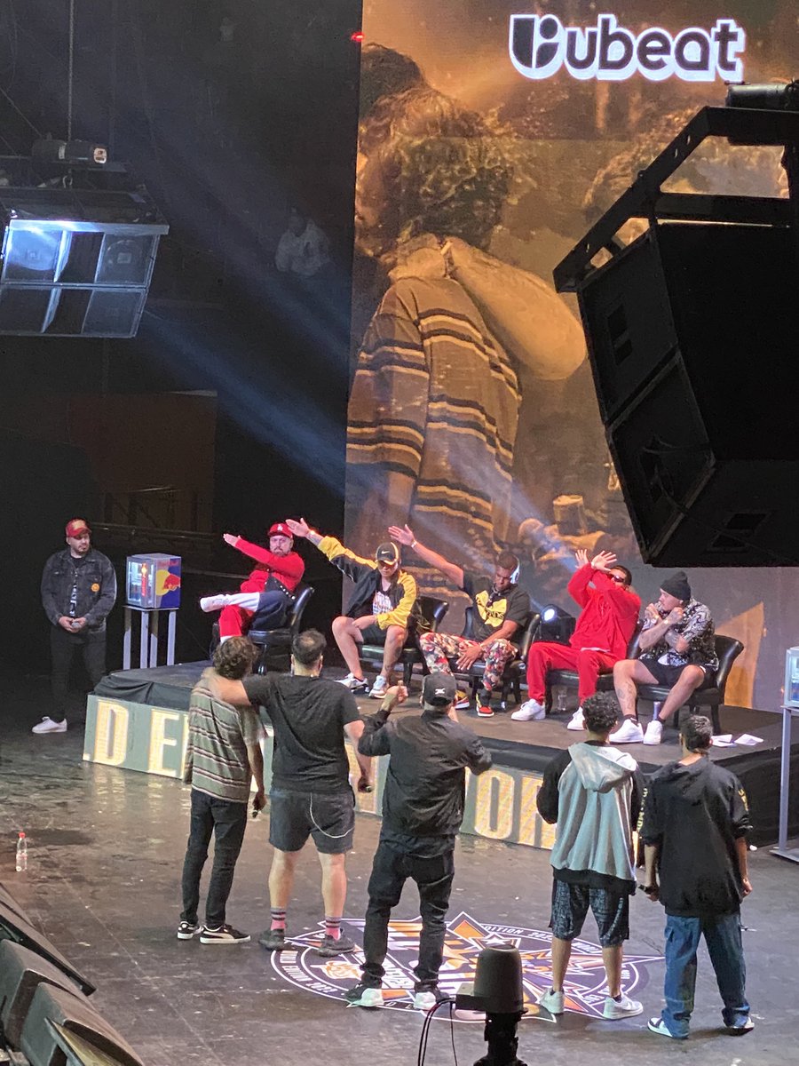 Chipi10_'s tweet photo. Papo-Jaze le ganaron a Nitro-VallesT tras 1 replica #GodLevel https://t.co/WEHyxbQSg5