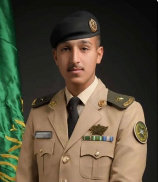 akhbarjadidah's tweet photo. صحيفة نيوز ناو الإلكترونية تبارك لأسرة السحيم بمحافظة دومة الجندل بمناسبة تخرج  ابنها بدر محمد مسلم السحيم برتبة ملازم من كلية الملك عبدالعزيز الحربية سائلين الله أن تكون عوناً له لخدمة دينه ومليكه ووطنه وعقبال الرتب العليا https://t.co/riEnzcg0xo