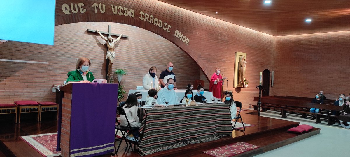 PARROQUIA SAGRADO CORAZÓN VIGO tweet media