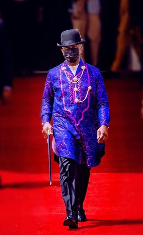 whitenigerian's tweet image. The Vice President @ProfOsinbajo Has Officially Declared His Intention to Run For  The Office Of The President Of The Federal Republic of Nigeria. Retweet If You Are Osinbajonated 😍