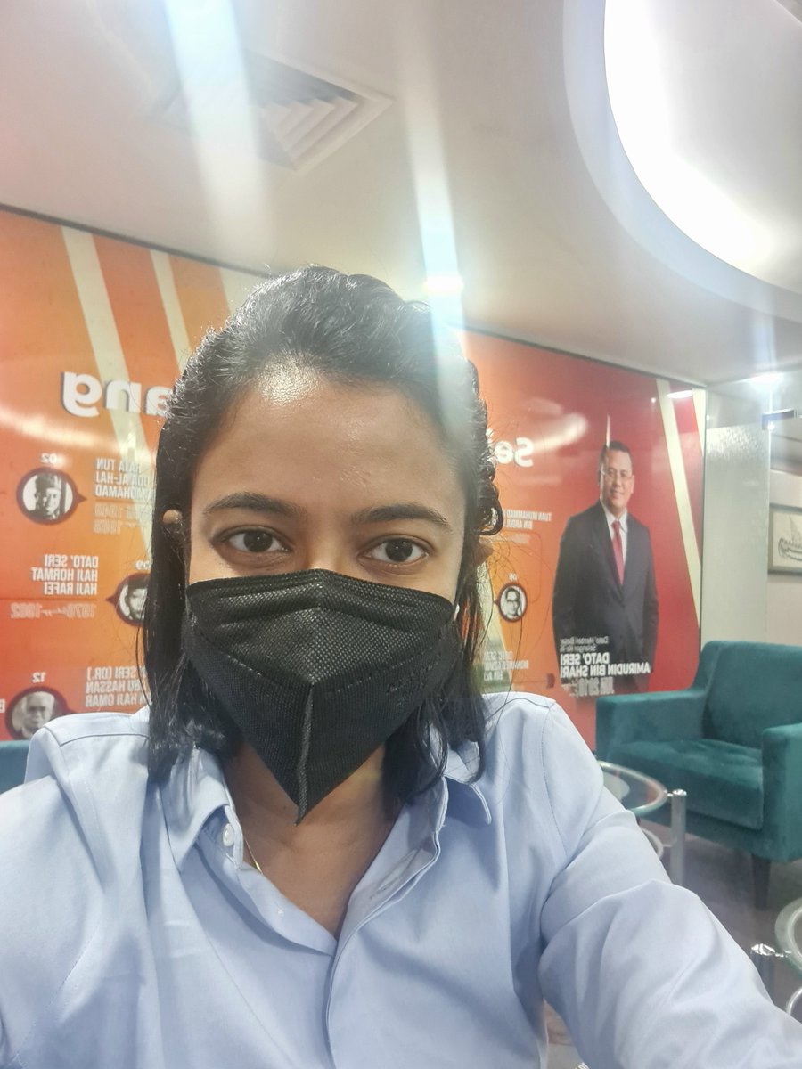 Preeta77300949's tweet photo. @AmirudinShari Hi YAB, hope you are well. Your office and team is lovely.  
Hoping to secure 10 minutes of your time to discuss on BSP Traffic Issues. Also have sent an email on this 🙏
Have a good day Dato.
#BSPTraffic
#Day1
Please read our woes here 😪
https://t.co/Wyg07iSROx https://t.co/sqQSbTsPnq